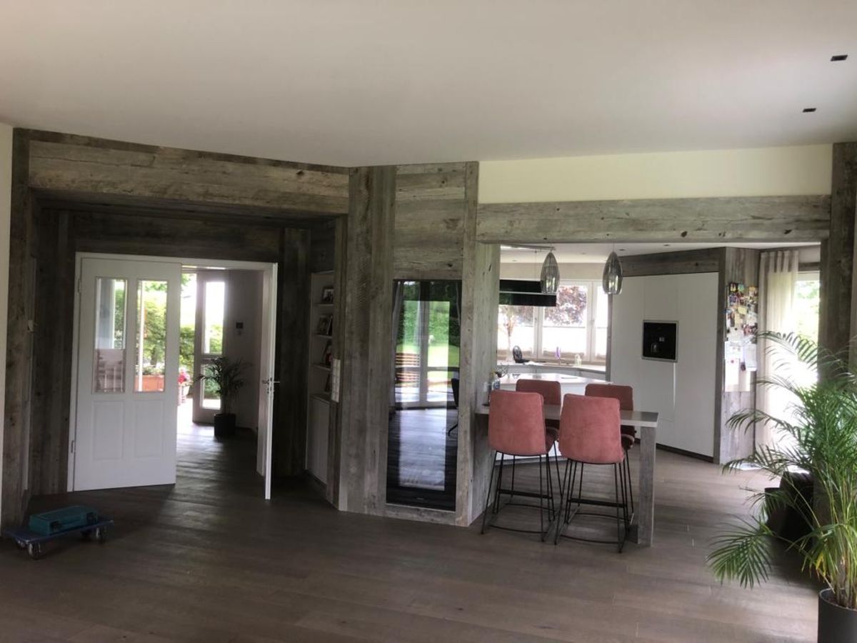 Ausgebauter und modern eingerichteter Wohnbereich eines Hauses